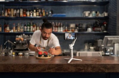 4 DJI OM4 Osmo Mobile 4 Handheld 3-Axis Smartphone Gimbal with Grip Tripod - Image 6